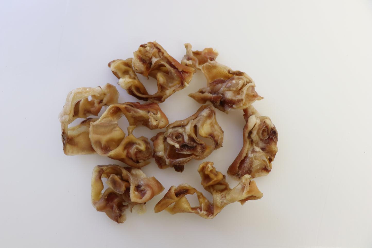 4741379501083.jpg Tessa kuivatatud sea sisekõrvad koertele 100g - Image 1